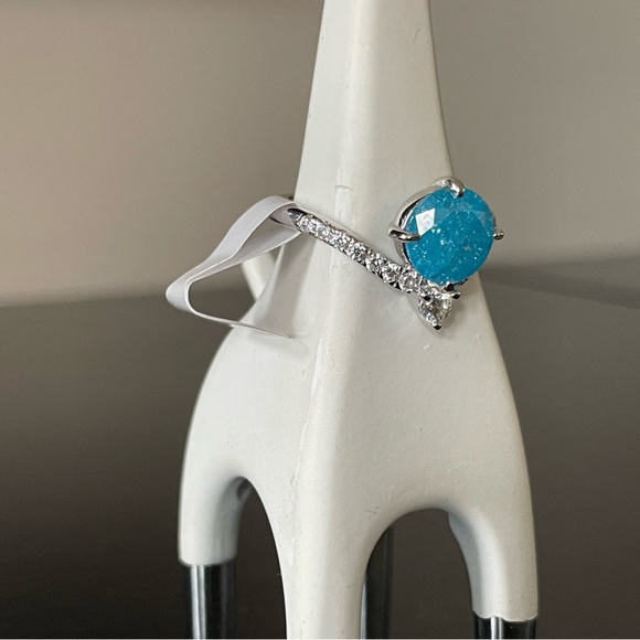BP Blue Ice Crystal Sterling Ring (RBP 5025) - Picture 10 of 12